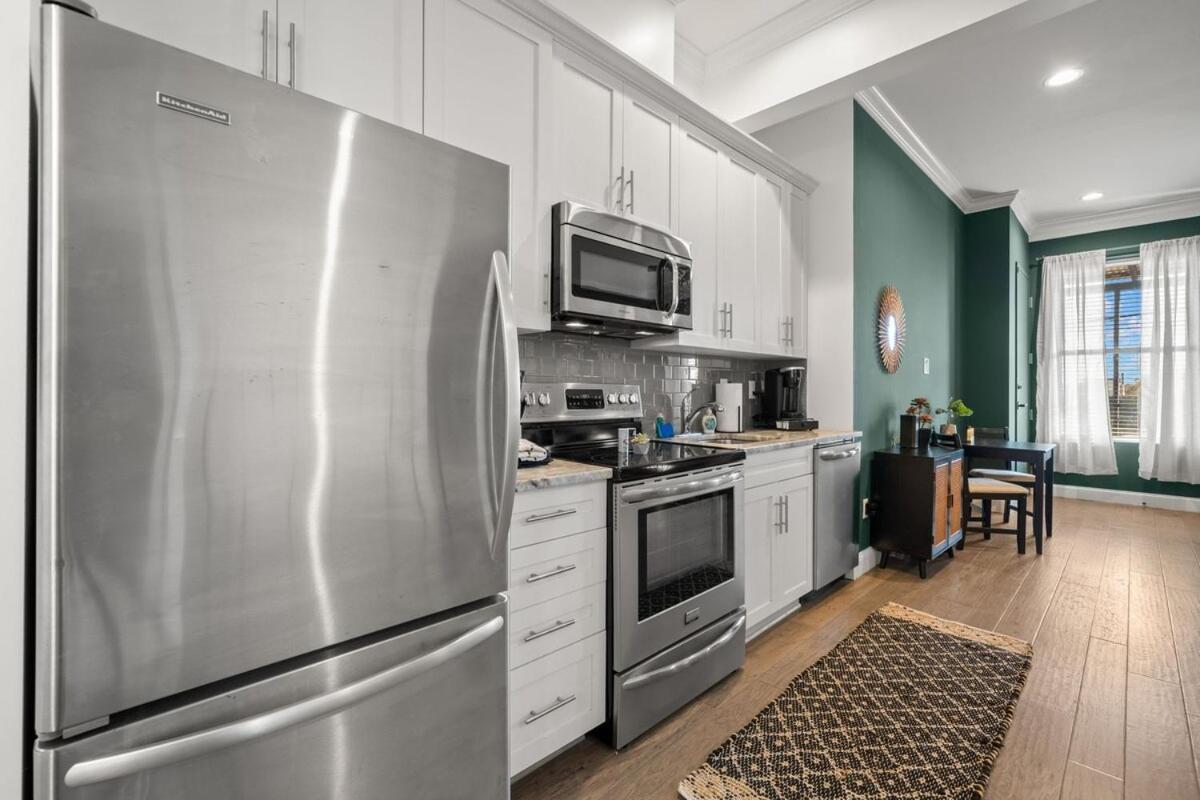 New! Sangria Suite - Upscale Ybor City Studio, Right On 7Th Ave Tampa Kültér fotó