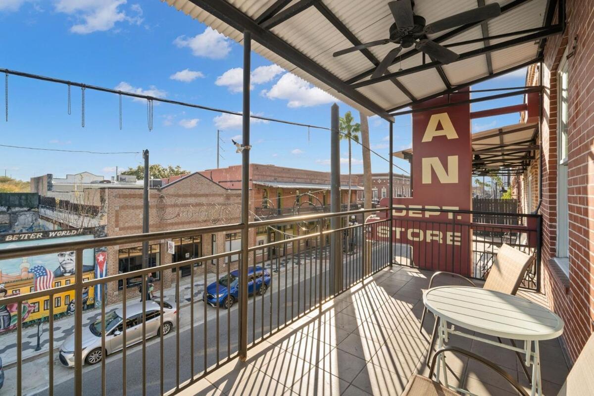 New! Sangria Suite - Upscale Ybor City Studio, Right On 7Th Ave Tampa Kültér fotó